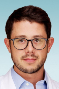 Пластический хирург Дмитрий Мельников