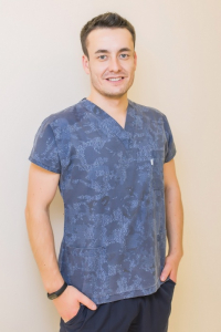 Пластический хирург Рустам Курманбаев