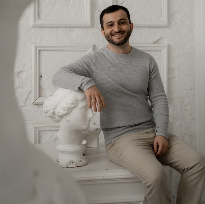 Пластический хирург Карен Пайтян