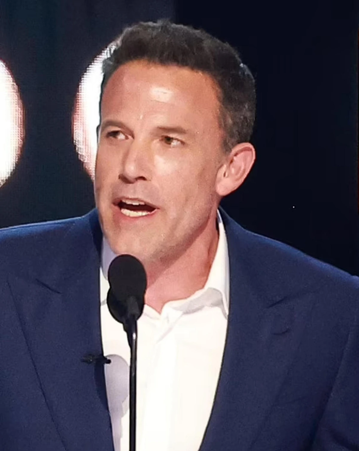 Бена Аффлека заподозрили в пластической операции.