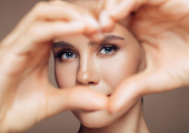 Как блефаропластика омолаживает лицо